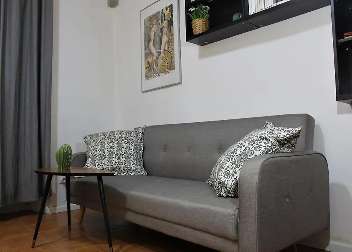Crystal Ship Apartments